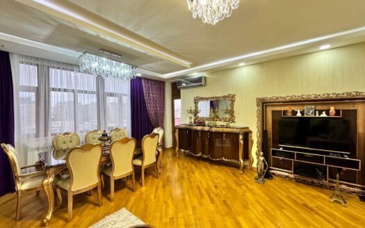 / Satılır 3 otaqlı yeni tikili 137 m², Şah İsmayıl Xətai m.