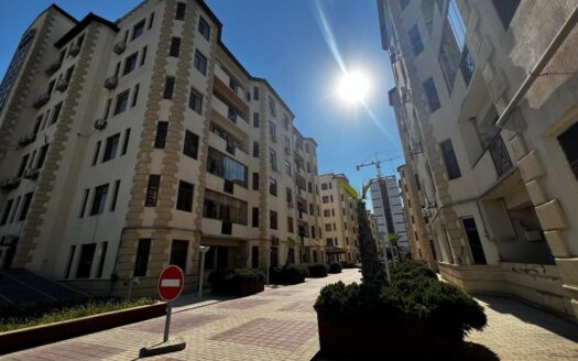 Satılır 5 otaqlı yeni tikili 225 m², Həzi Aslanov q.