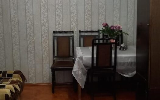 Satılır 2 otaqlı köhnə tikili 60 m², Əhmədli m.