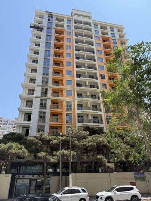 Satılır 2 otaqlı yeni tikili 80 m², Qara Qarayev m.